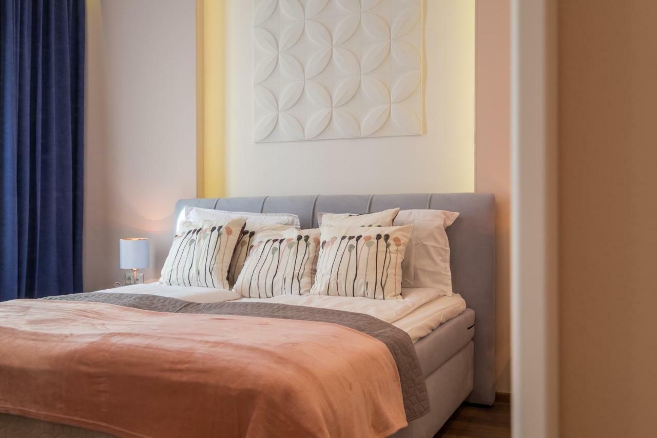 Cozy 3-Bedroom With Stylish Comfort And Chic Decor София Экстерьер фото