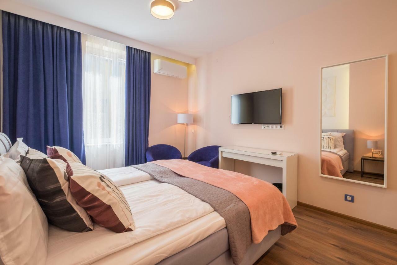 Cozy 3-Bedroom With Stylish Comfort And Chic Decor София Экстерьер фото